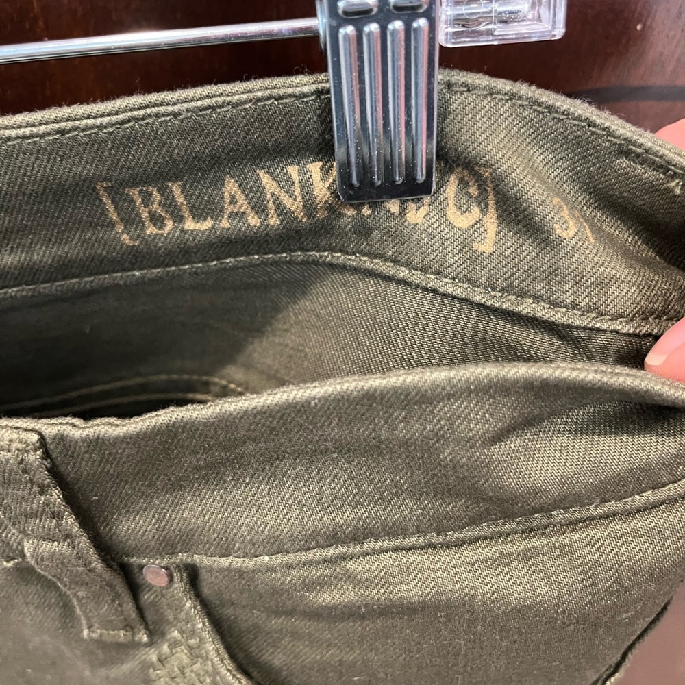Blank NYC Olive Jean Shorts Sz. M - Picture 6 of 9